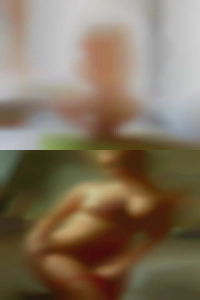SC females couple swap for sex.