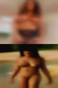 Mature woman naked anal sex.